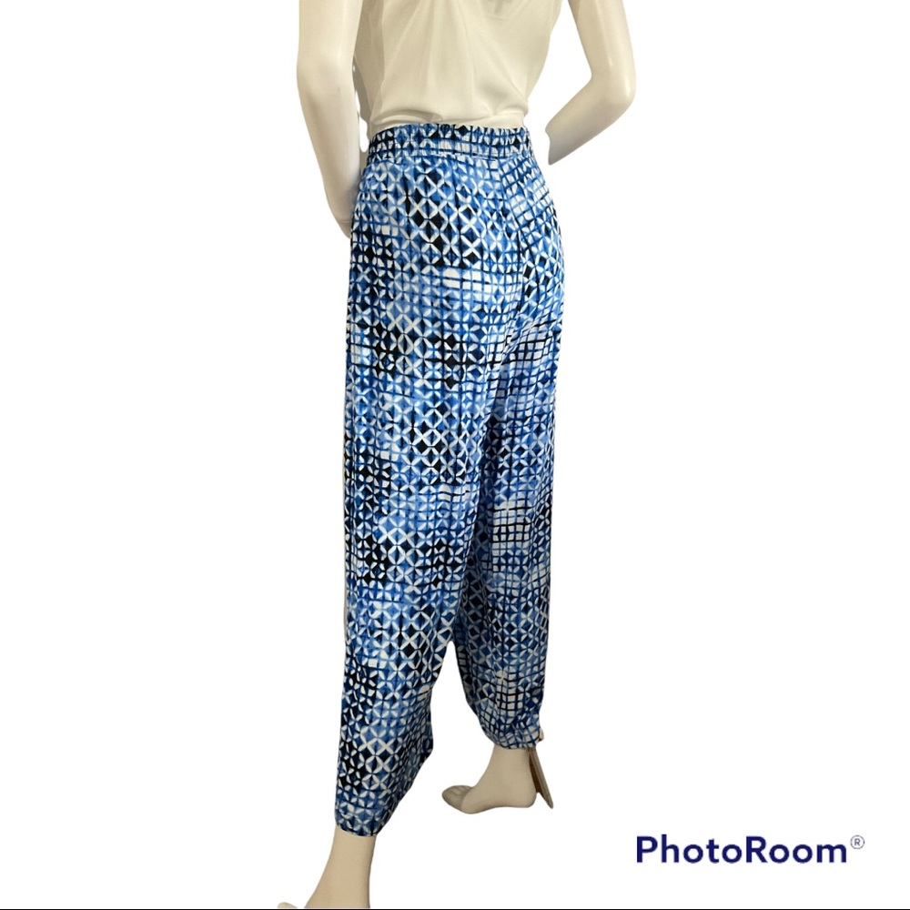 J M Collection - Picture 4 of 7